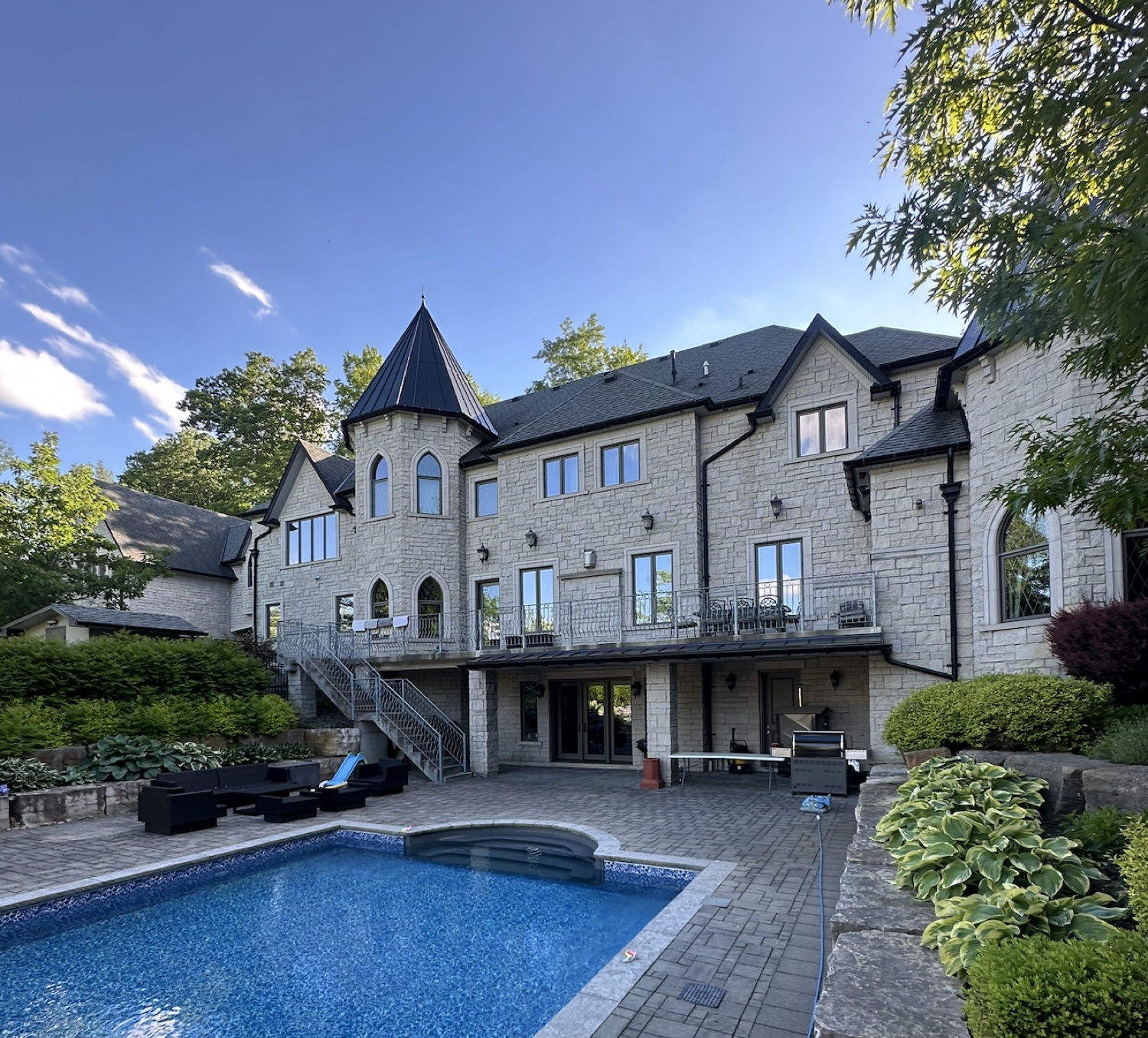 Luxury estate